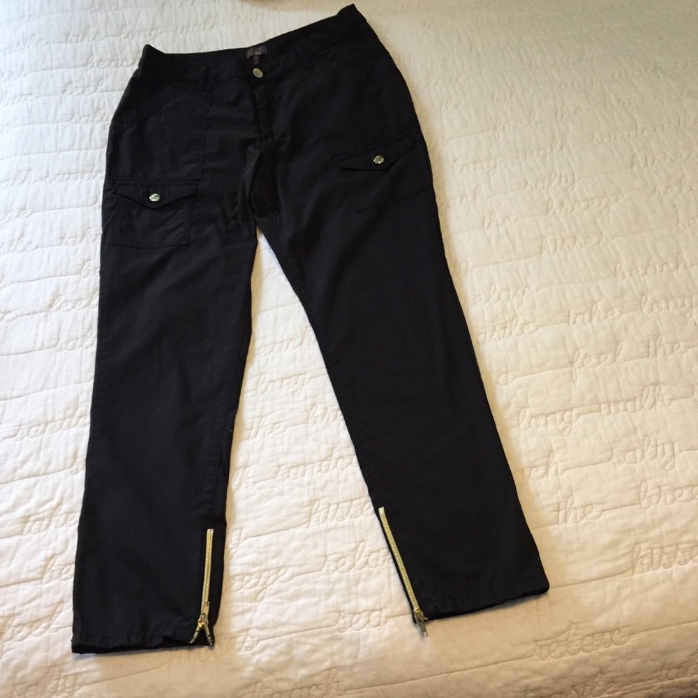 JAANUU black pants size M